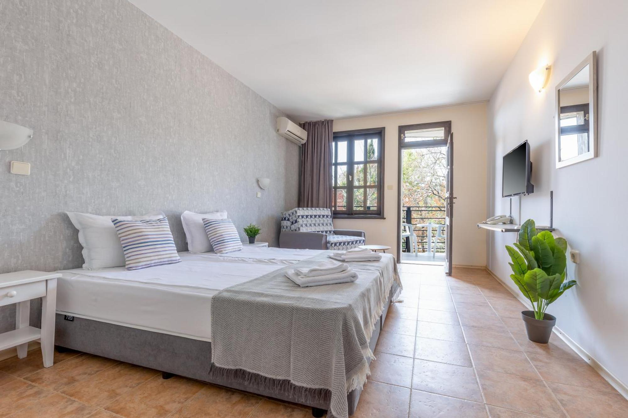 Villa Sol Pantai Sunny Bagian luar foto